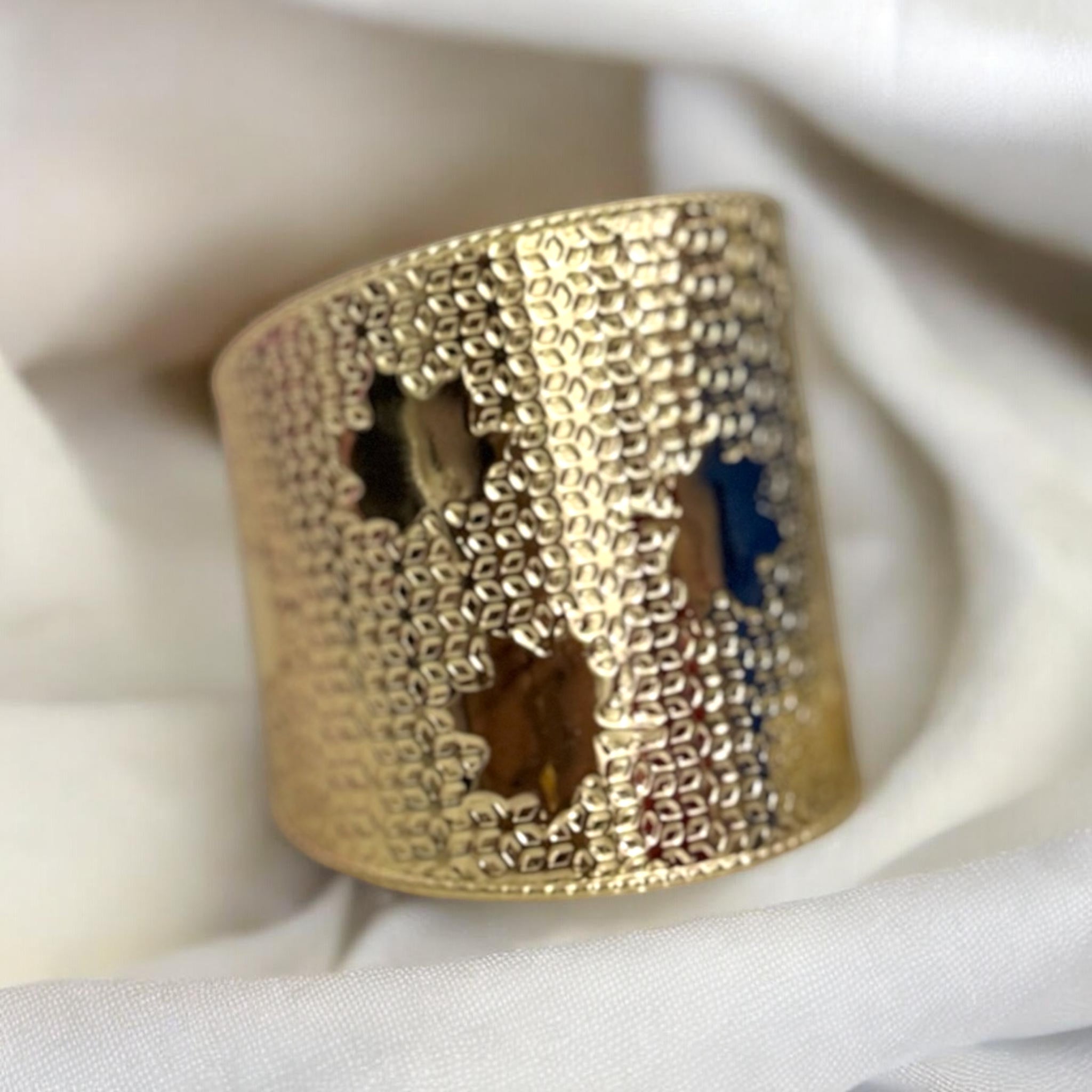 Light Gold Ancient Bangle