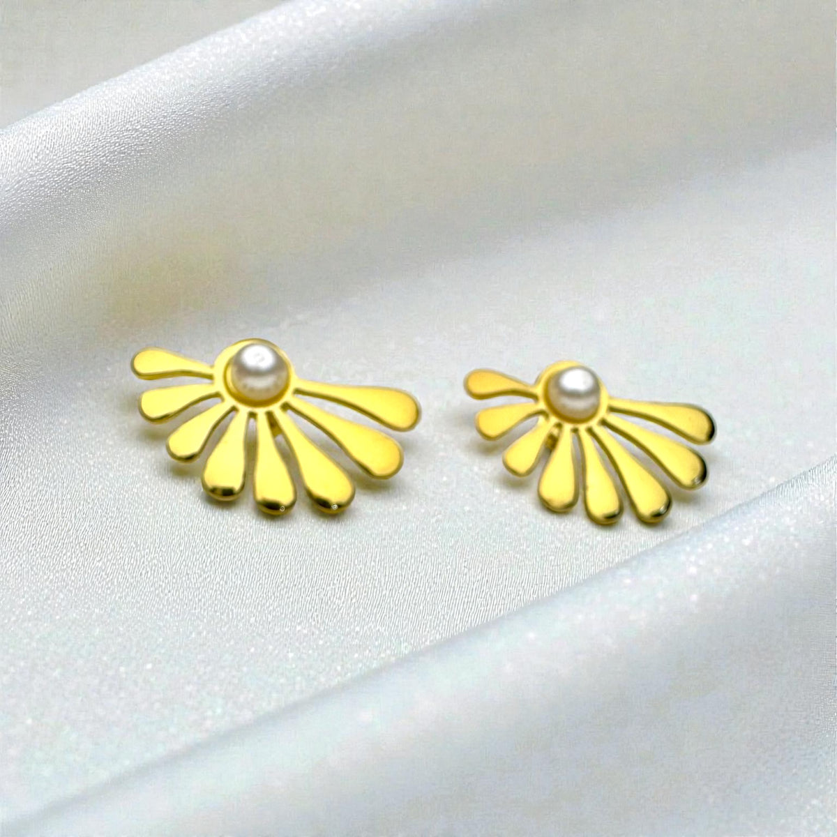 Solar Petal Pearl Studs