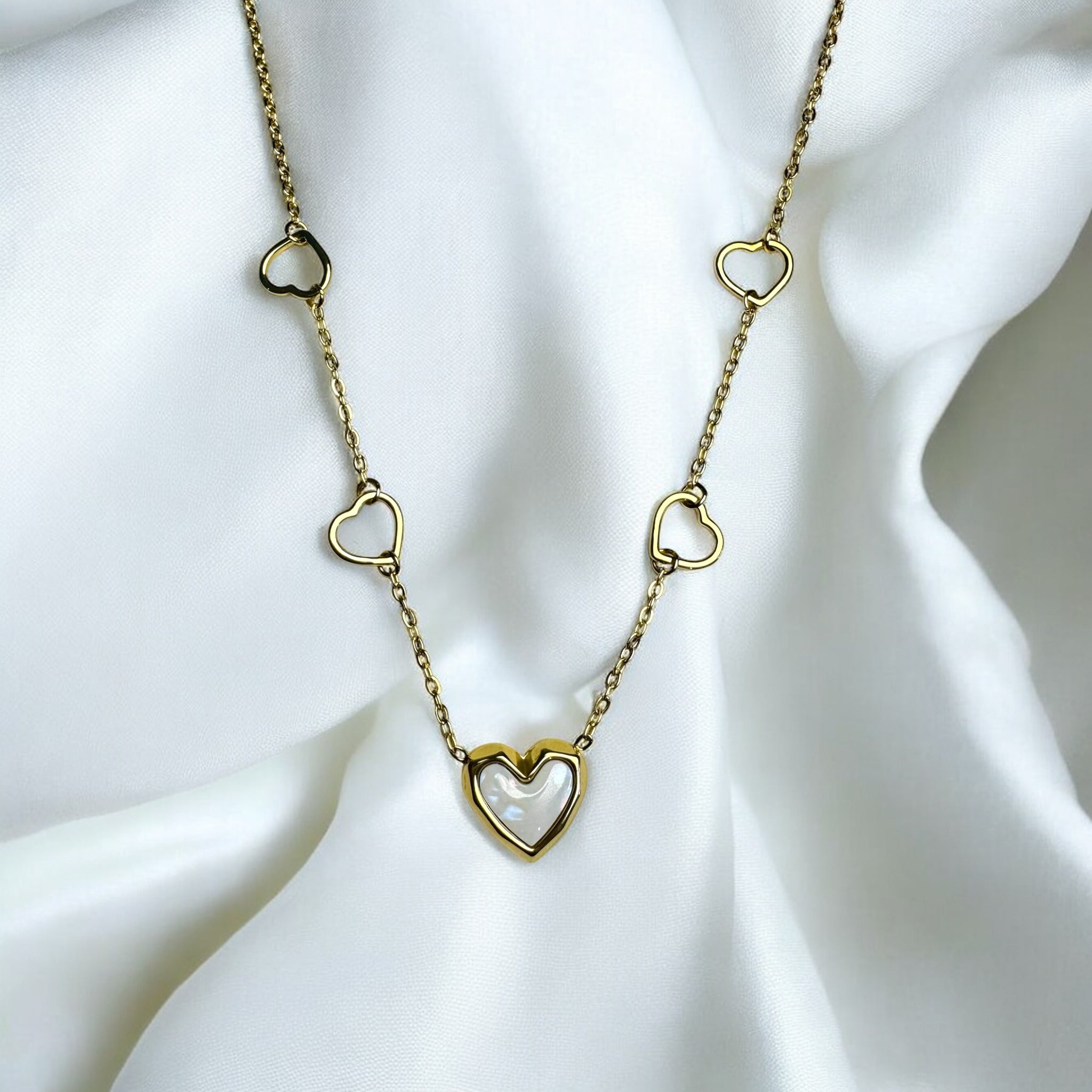 Eternal Heart Luster Necklace