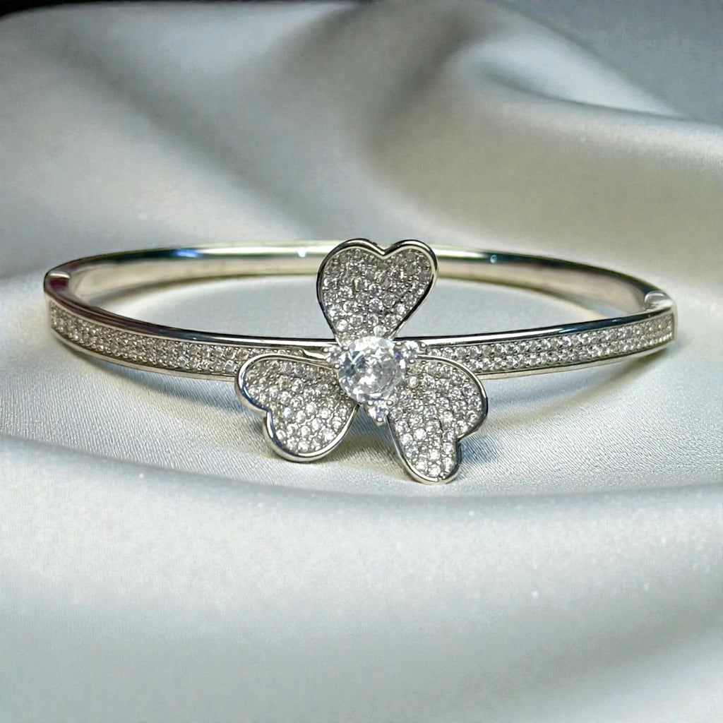 Clover Blossom Pavé Bangle