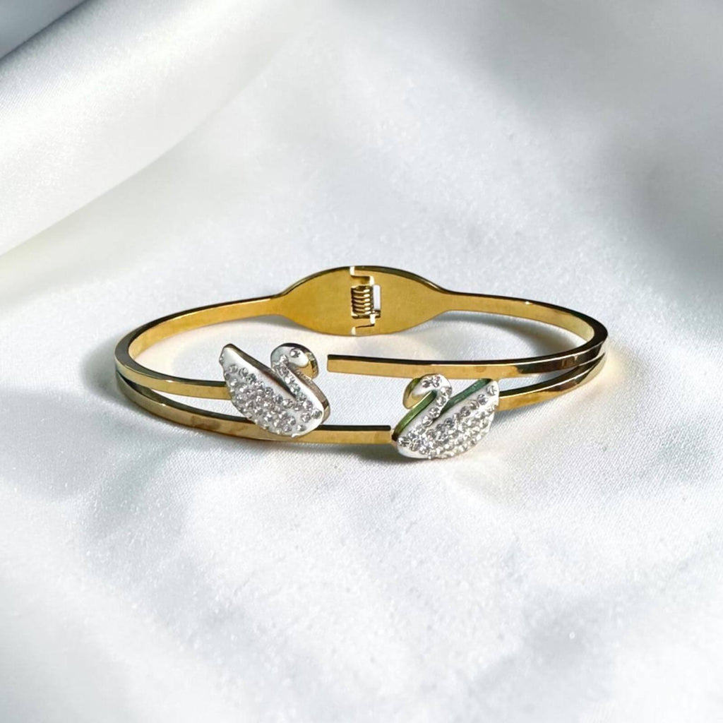 Serene Swan Duo Bangle