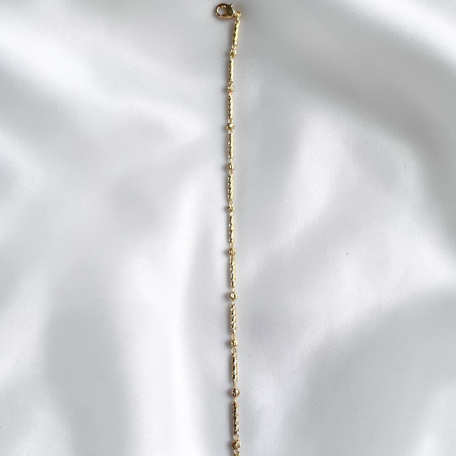 Luminous Flare Bar Chain