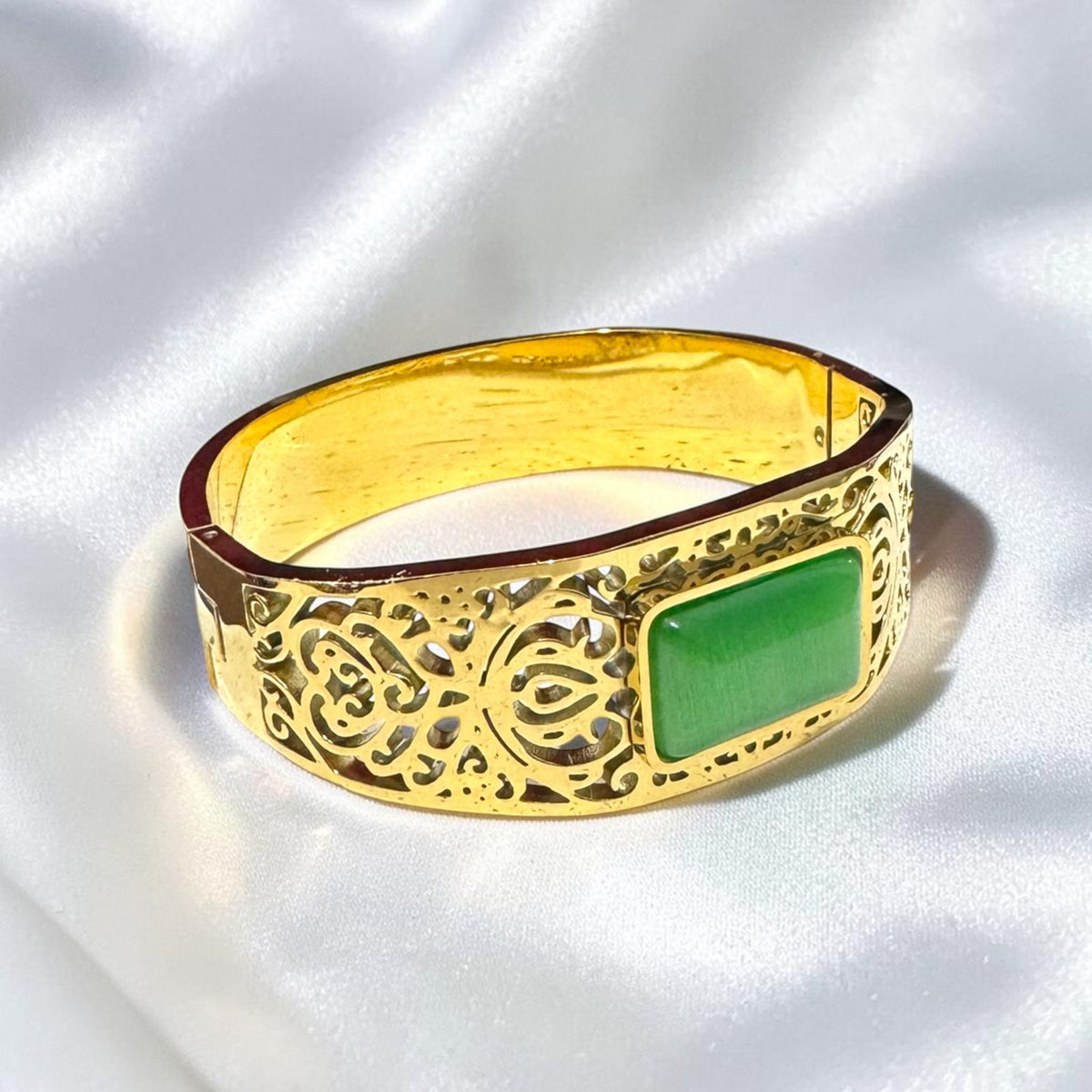 Statement Green Bangle