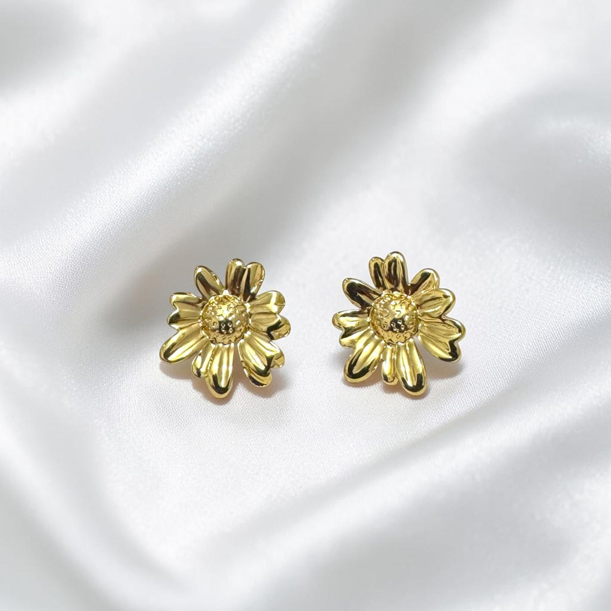 Golden Daisy Studs