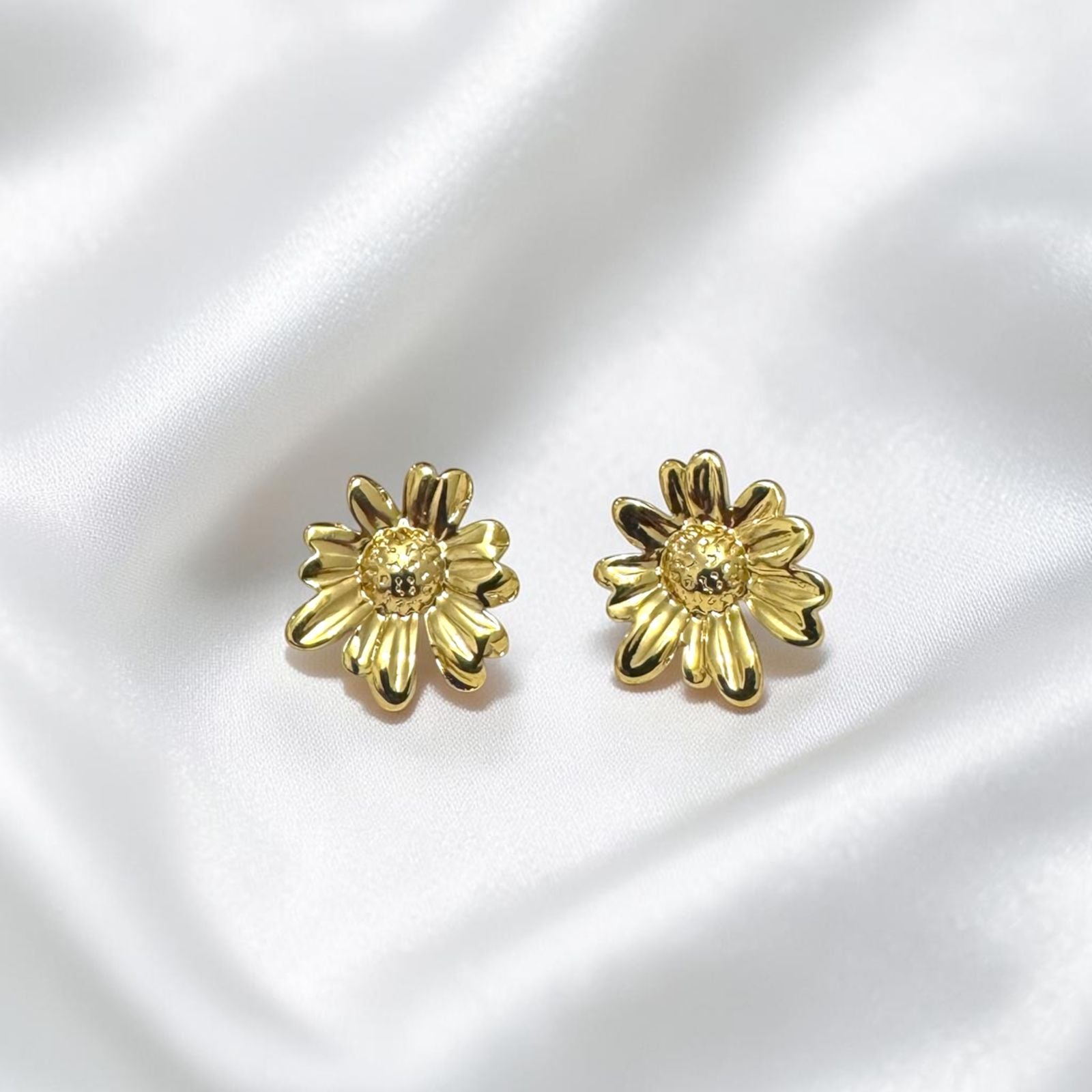Golden Daisy Studs