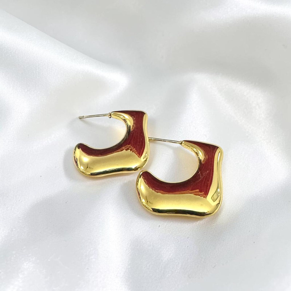 Luna Hoops