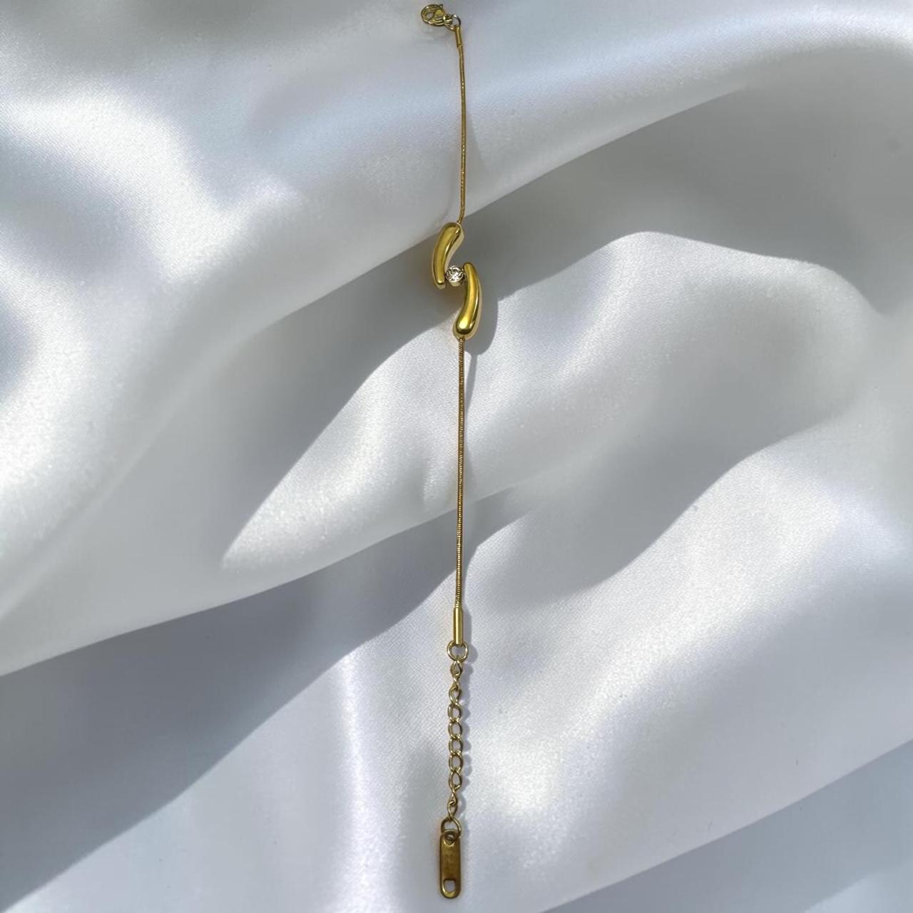 Grace Curve Bracelet