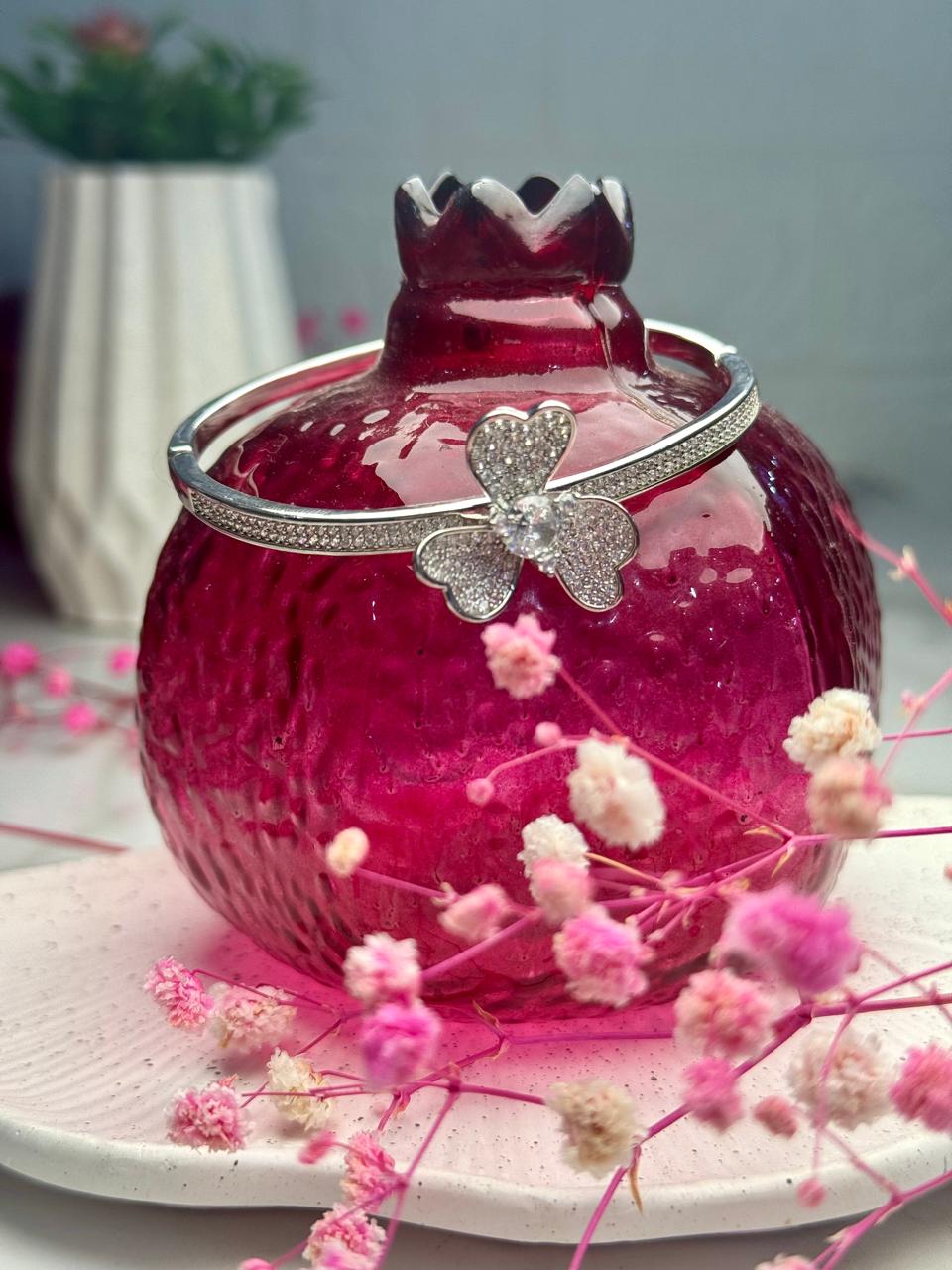 Clover Blossom Pavé Bangle
