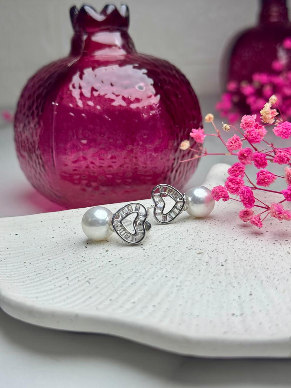 Amora Pearl Halo Studs