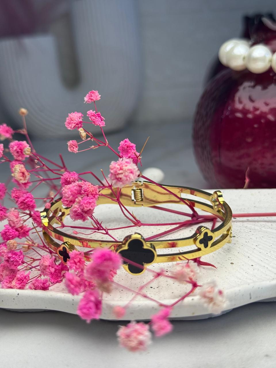 Golden Clover Bracelet
