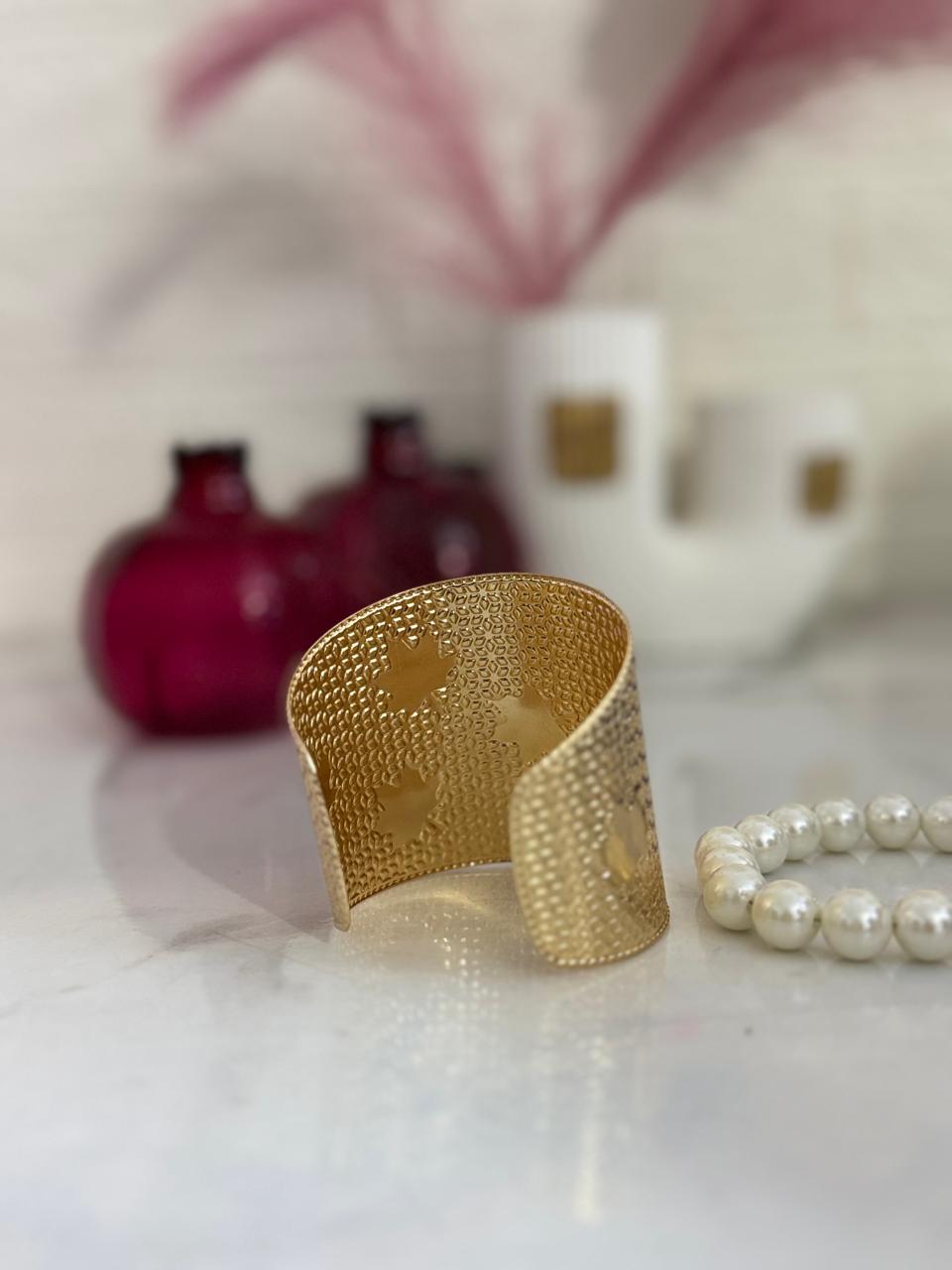 Light Gold Ancient Bangle