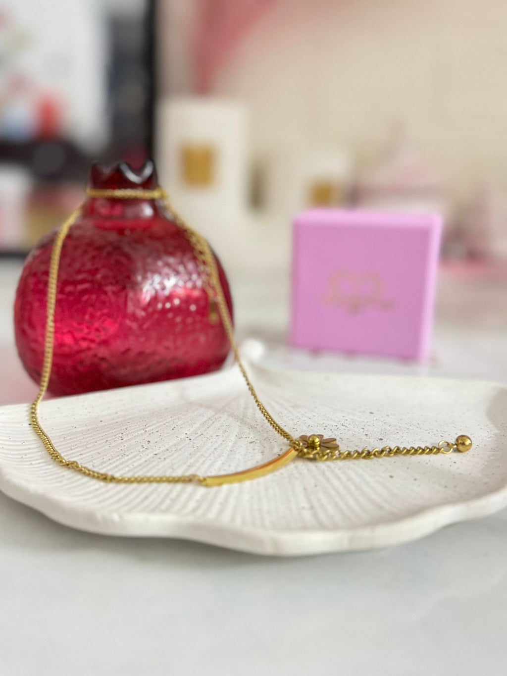 Tiny Daisy Chain Necklace