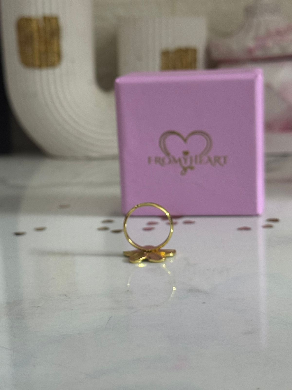 Shiny Gold Flower Ring